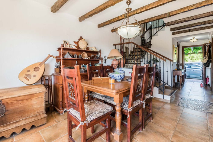 Image No.10-3 Bed Townhouse for sale