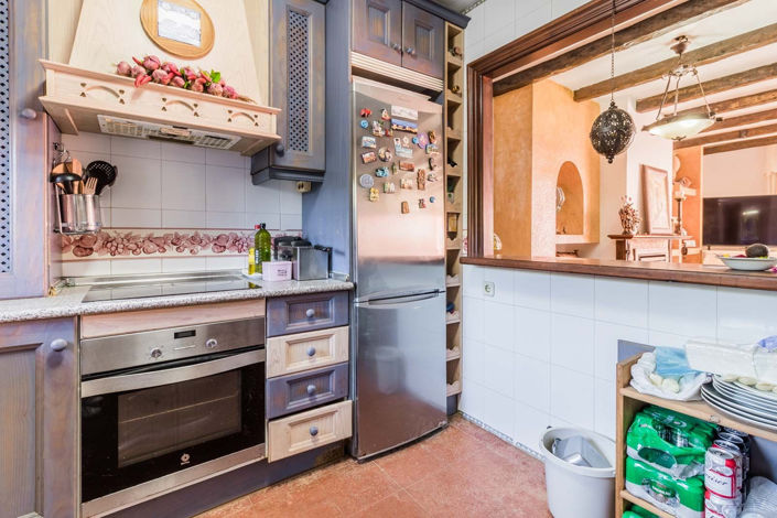 Image No.12-3 Bed Townhouse for sale