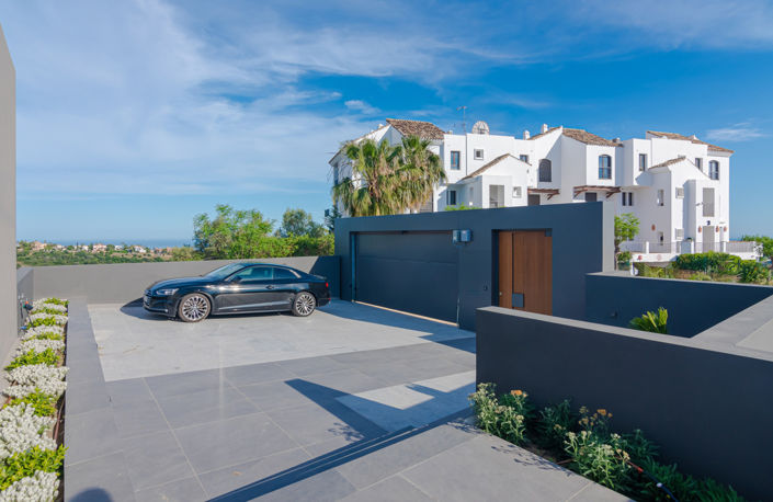 Image No.4-7 Bed Villa for sale