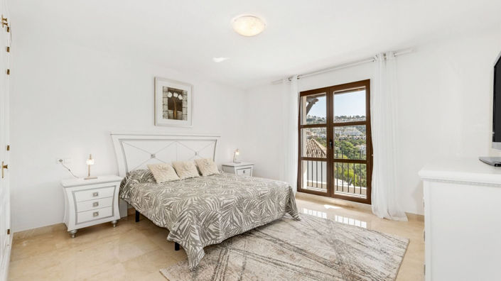 Image No.20-4 Bed Villa for sale