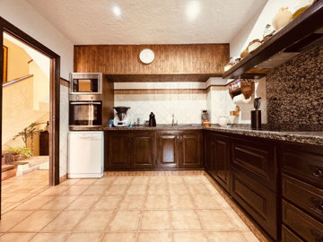 3sb8s3pxuq22-5bd7b9d04b45e33852eaf0ec6670150d