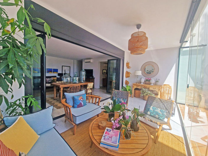 Image No.14-4 Bed Townhouse for sale