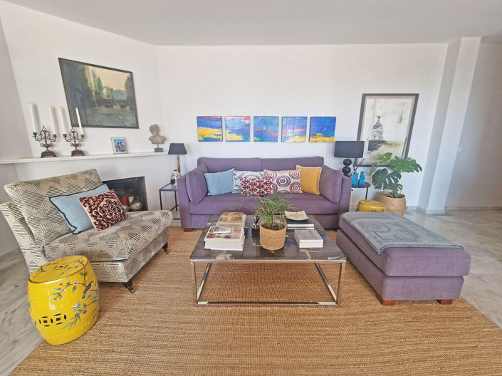 Image No.19-4 Bed Townhouse for sale