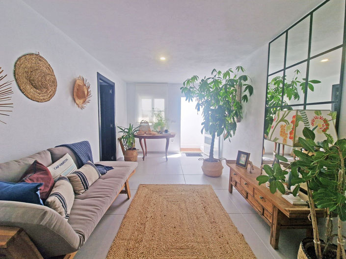 Image No.20-4 Bed Townhouse for sale