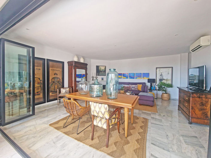 Image No.21-4 Bed Townhouse for sale