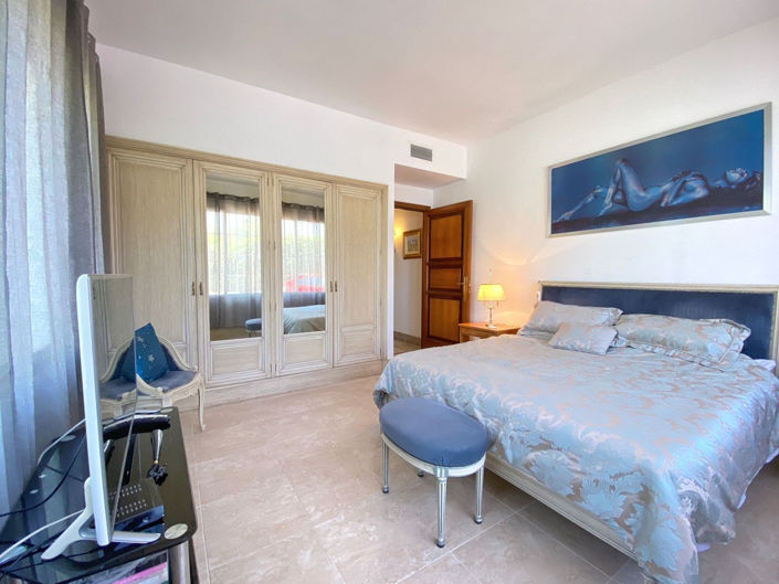 Image No.19-4 Bed Villa for sale