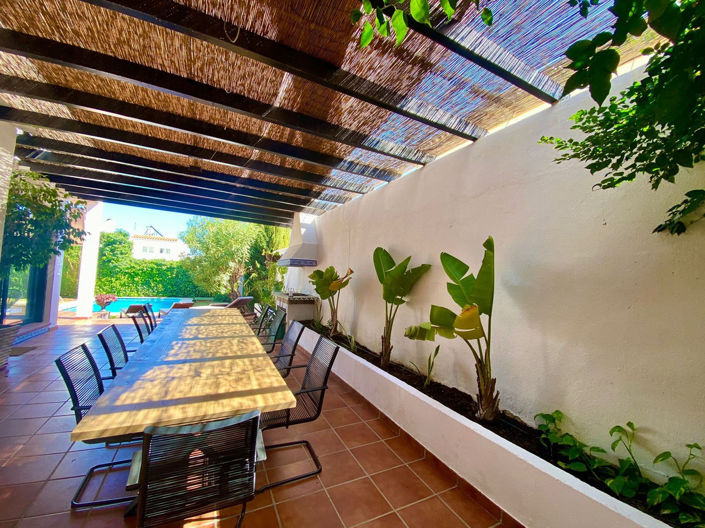 Image No.7-6 Bed Villa for sale