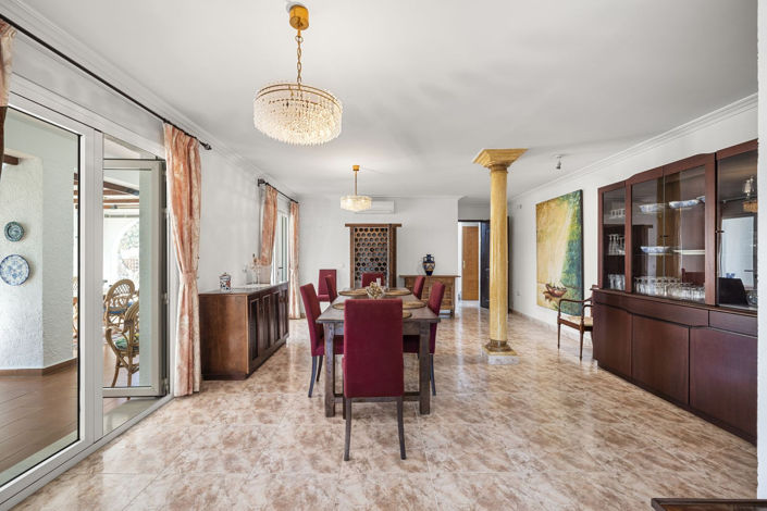 Image No.23-4 Bed Villa for sale