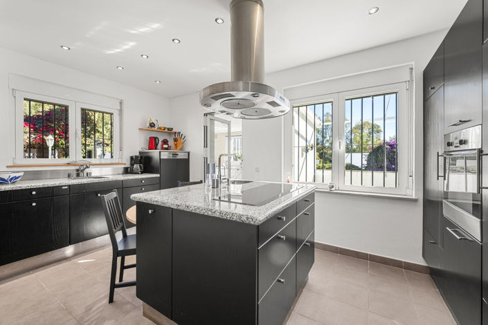 Image No.25-4 Bed Villa for sale