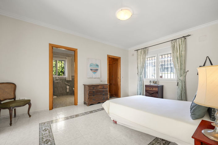 Image No.29-4 Bed Villa for sale