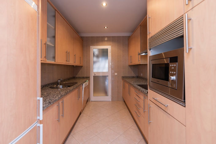 Image No.10-2 Bed Apartment for sale