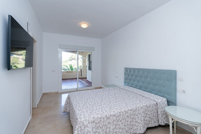 Image No.12-2 Bed Apartment for sale