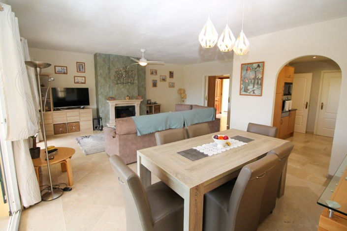 Image No.10-3 Bed Townhouse for sale