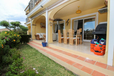 ckc8m3hijdo10-bb915d1cb19341576dcdc994b81ab9c