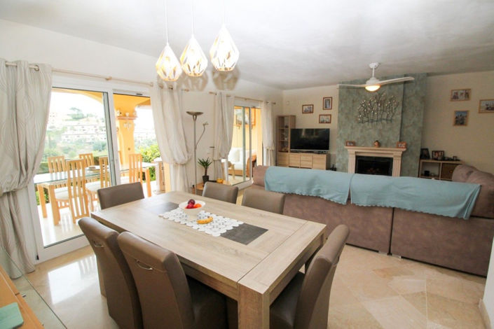 Image No.9-3 Bed Townhouse for sale