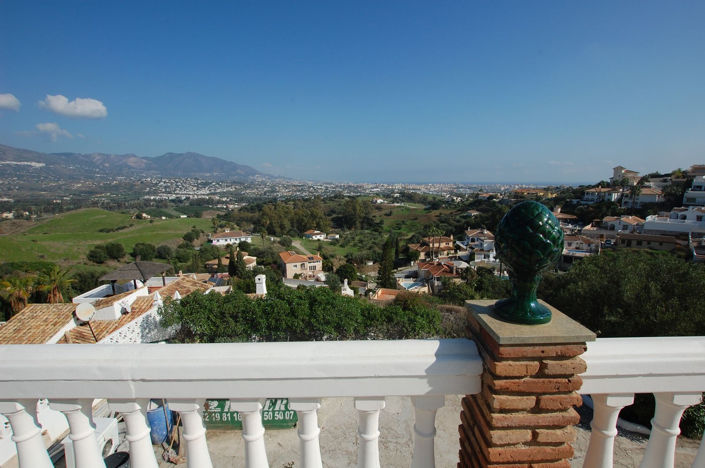 Image No.8-3 Bed Villa for sale