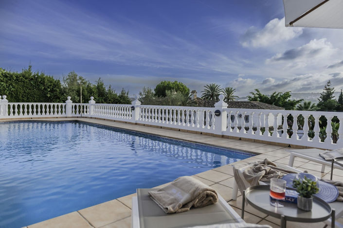 Image No.2-3 Bed Villa for sale