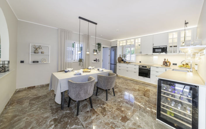 Image No.20-3 Bed Villa for sale