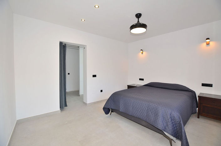 Image No.17-4 Bed Villa for sale