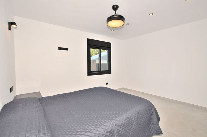 Image No.18-4 Bed Villa for sale