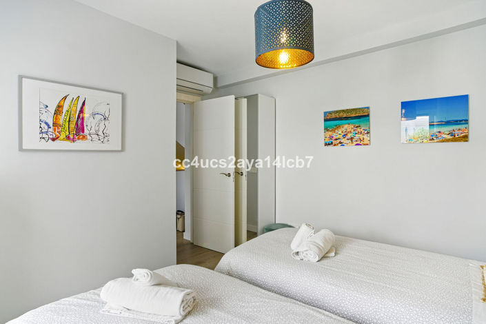 Image No.13-3 Bed Townhouse for sale