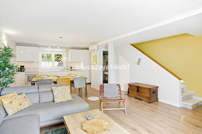 Image No.8-3 Bed Townhouse for sale