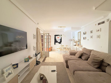 e9gm9qo5xl9-467d0cee5b725f3ef65f102a0c2e69c0