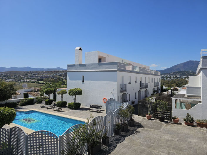 Image No.3-3 Bed Townhouse for sale