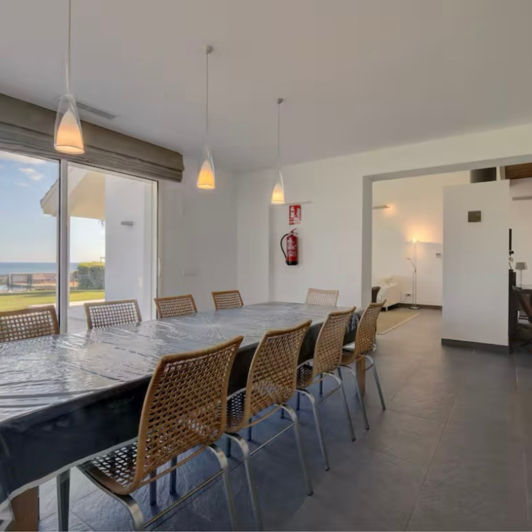 Image No.18-6 Bed Villa for sale