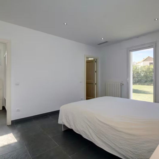 Image No.25-6 Bed Villa for sale