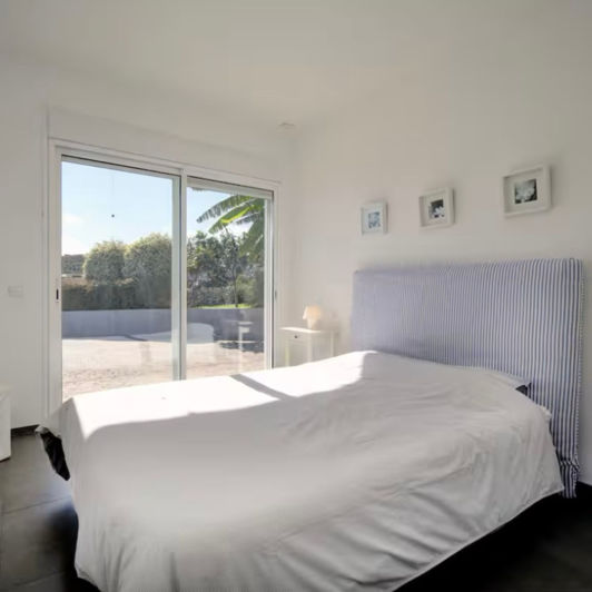 Image No.27-6 Bed Villa for sale