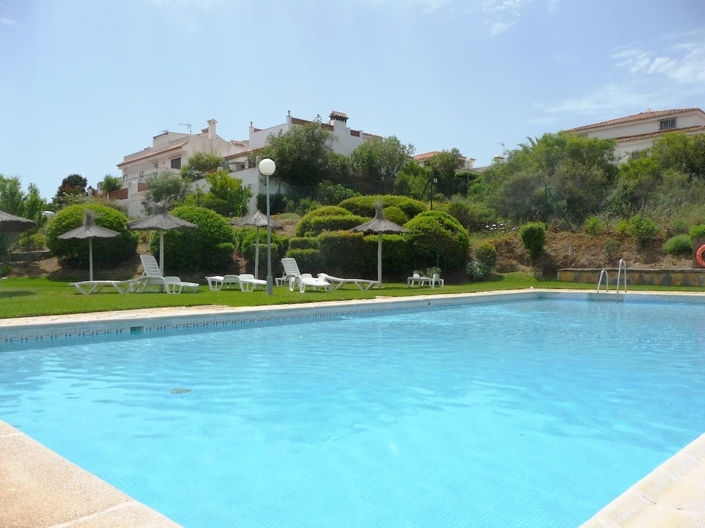 Image No.1-3 Bed Townhouse for sale