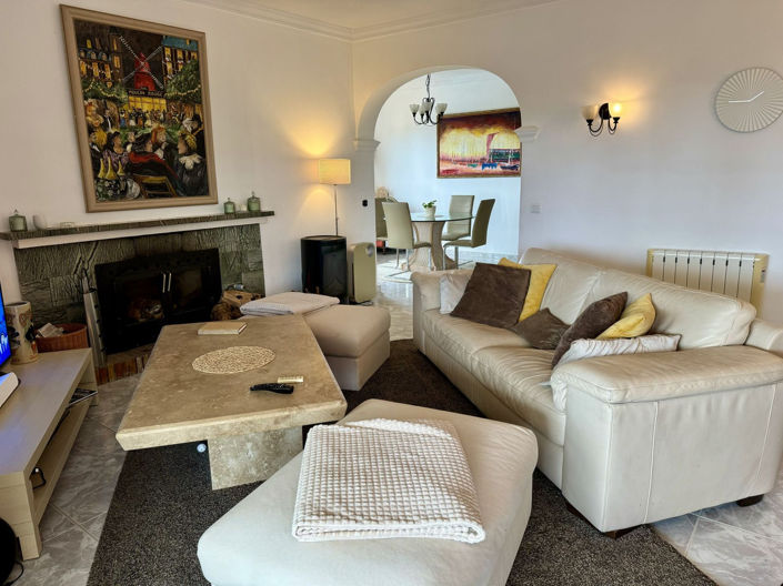 Image No.12-6 Bed Villa for sale