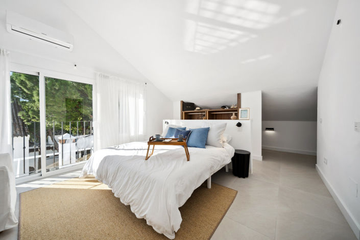 Image No.25-4 Bed Penthouse for sale