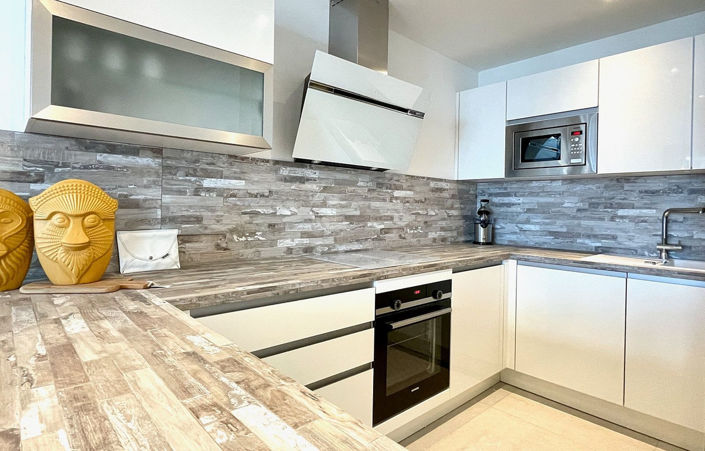 Image No.19-3 Bed Penthouse for sale