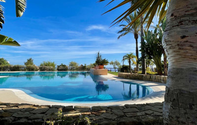 bekte9rdhf35-53608d01401493ba18e3704836160563