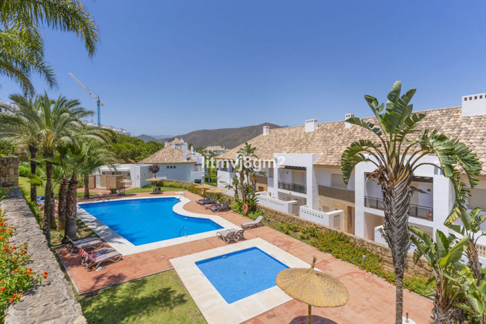 Image No.1-3 Bed Townhouse for sale
