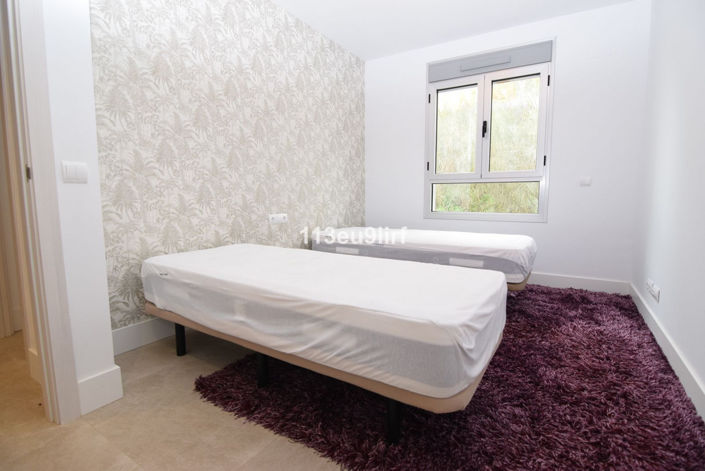 Image No.10-3 Bed Townhouse for sale