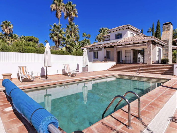 Image No.1-5 Bed Townhouse for sale