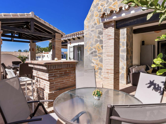 Image No.8-5 Bed Townhouse for sale