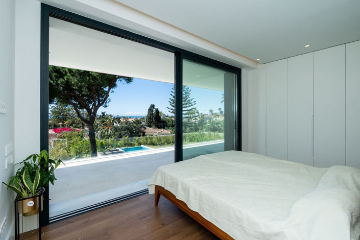 Image No.11-6 Bed Villa for sale