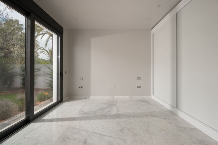 Image No.14-4 Bed Villa for sale