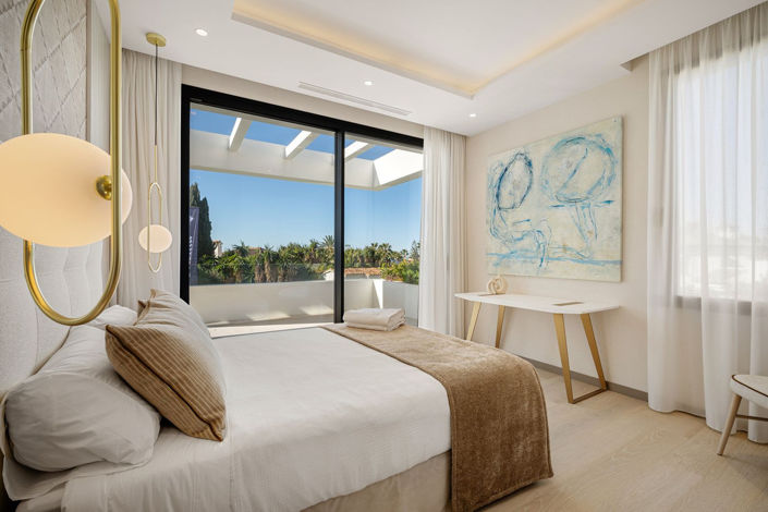 Image No.17-5 Bed Villa for sale