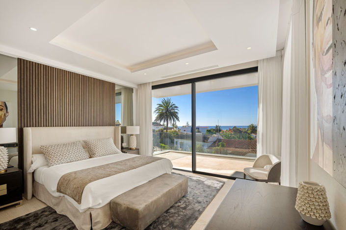 Image No.18-5 Bed Villa for sale