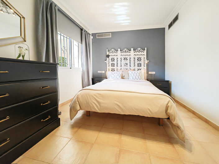 Image No.12-4 Bed Villa for sale