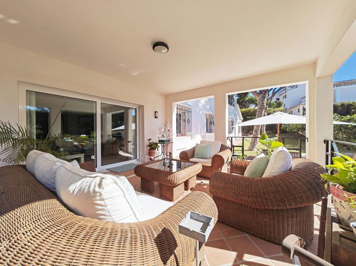 Image No.4-4 Bed Villa for sale