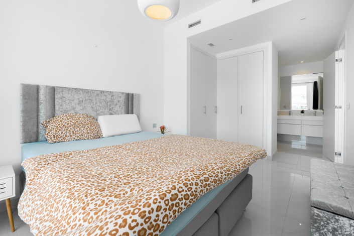 Image No.18-2 Bed Apartment for sale