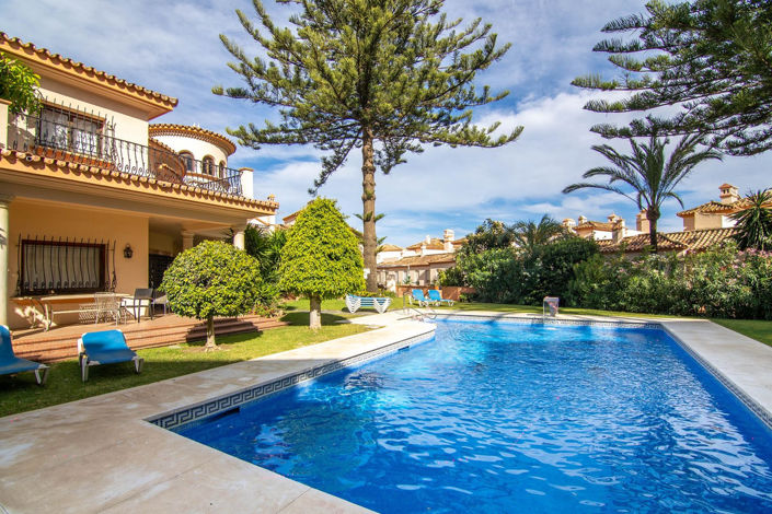 Image No.2-4 Bed Townhouse for sale