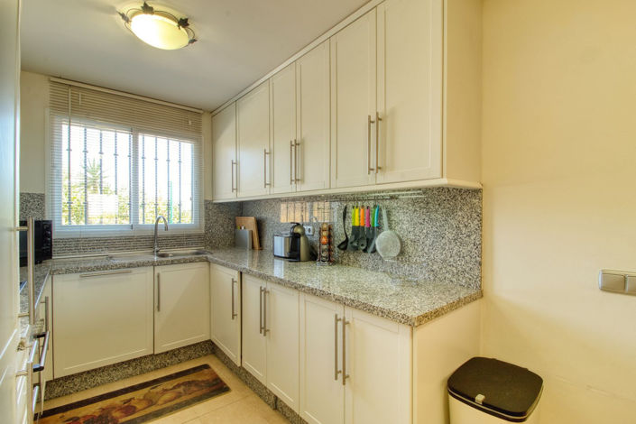 Image No.18-4 Bed Townhouse for sale