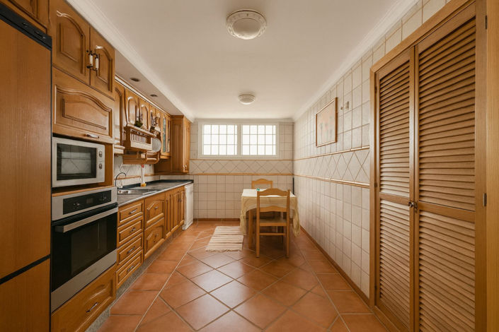 Image No.8-3 Bed Townhouse for sale